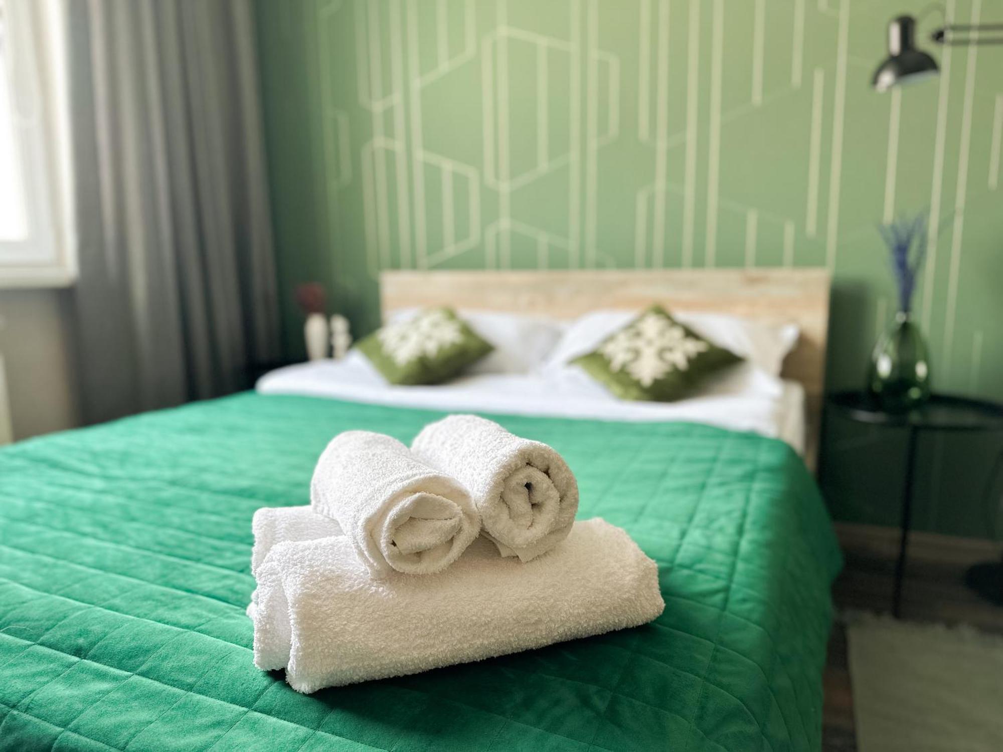 Adt Apartments Alma-Ata Rum bild